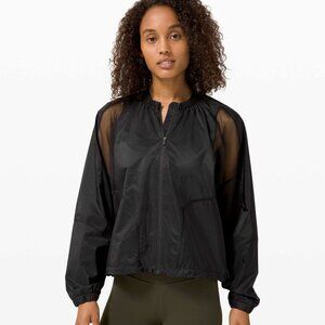 Lululemon Women's Black With the Breeze Nylon Full Zip Windbreaker Jacket Size 6